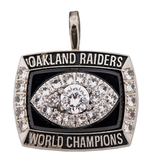 1976 Oakland Raiders Super Bowl Championship Ladies Pendant
